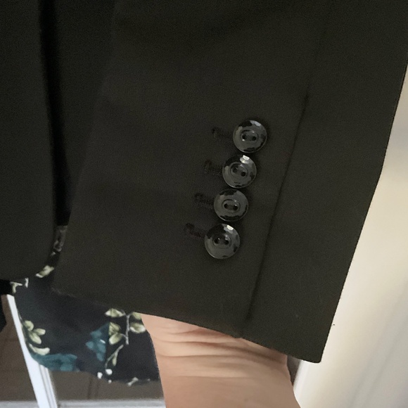 Vintage Y2K Women’s Blazer Ruffled Satin trims Goth Statement Dark Romantic Sz 8 - Picture 11 of 14